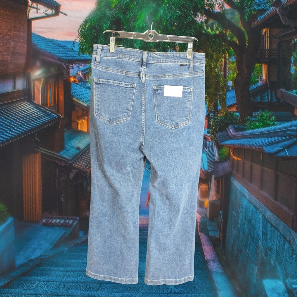 High Rise Blue Jeans - Picture 5 of 10